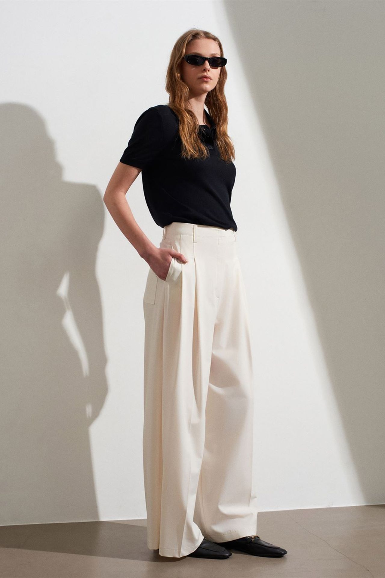 DILVIN Women's High-Waist Wide-Leg Crepe Trousers 4