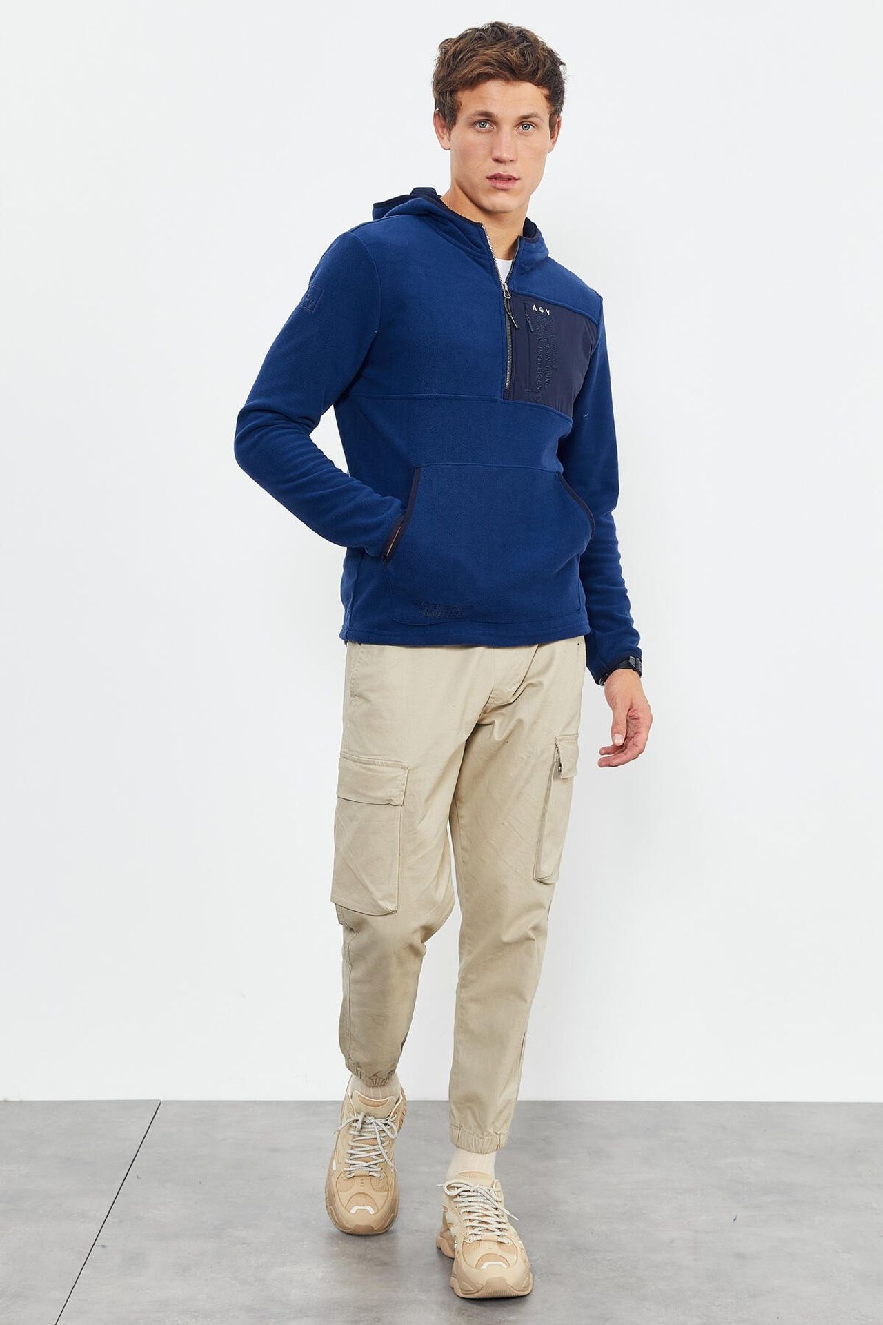 TOMMY Men's Half-Zip Hooded Sweatshirt 4