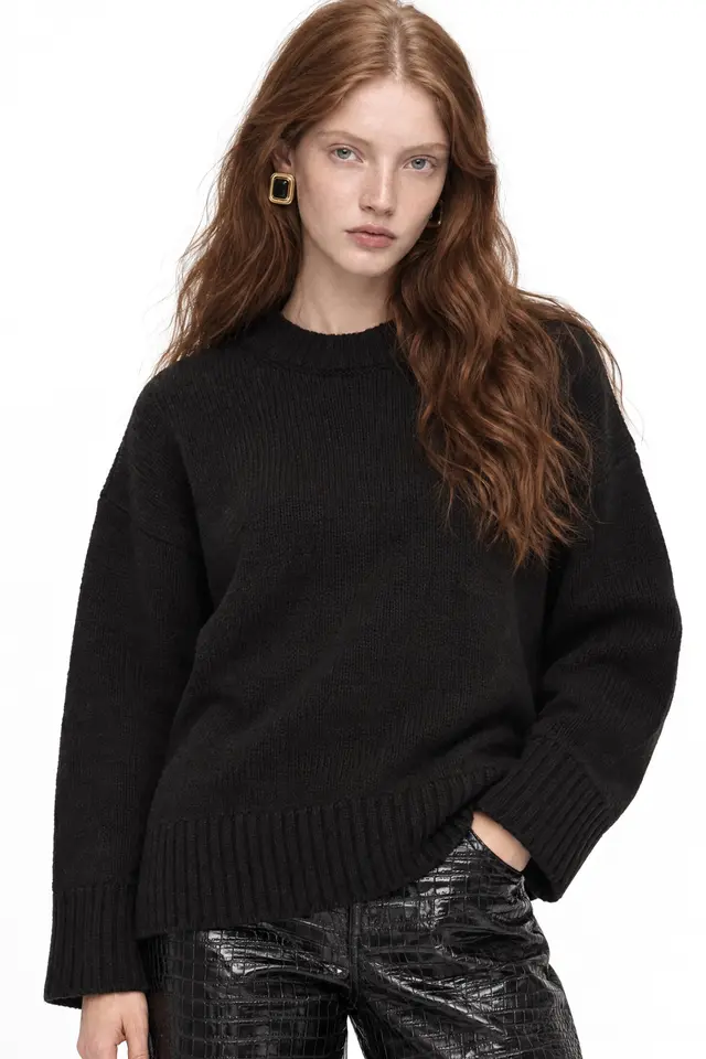Mixray Oversized Ribbed Knit Sweater with Crew Neck