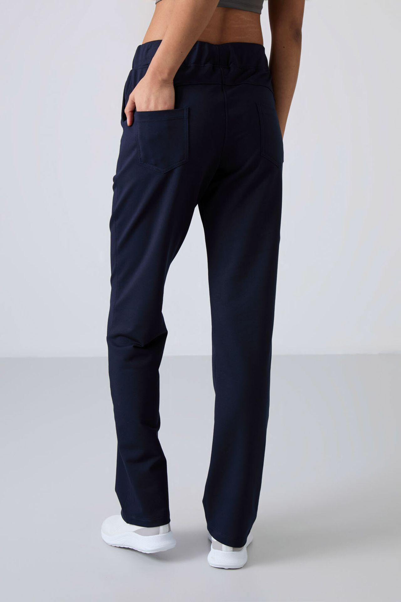 TOMMY High-Waist Straight-Leg Sweatpants 3