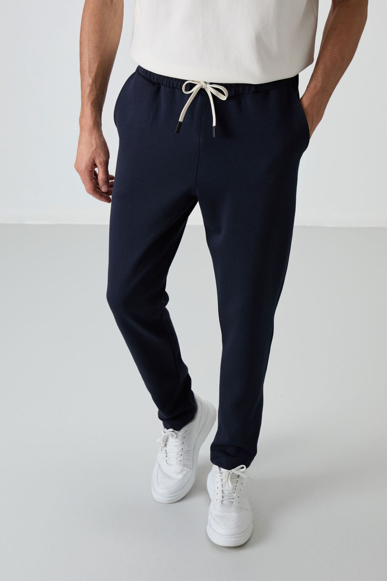 TOMMY Men's Oversized T-shirt And Pants Set 5