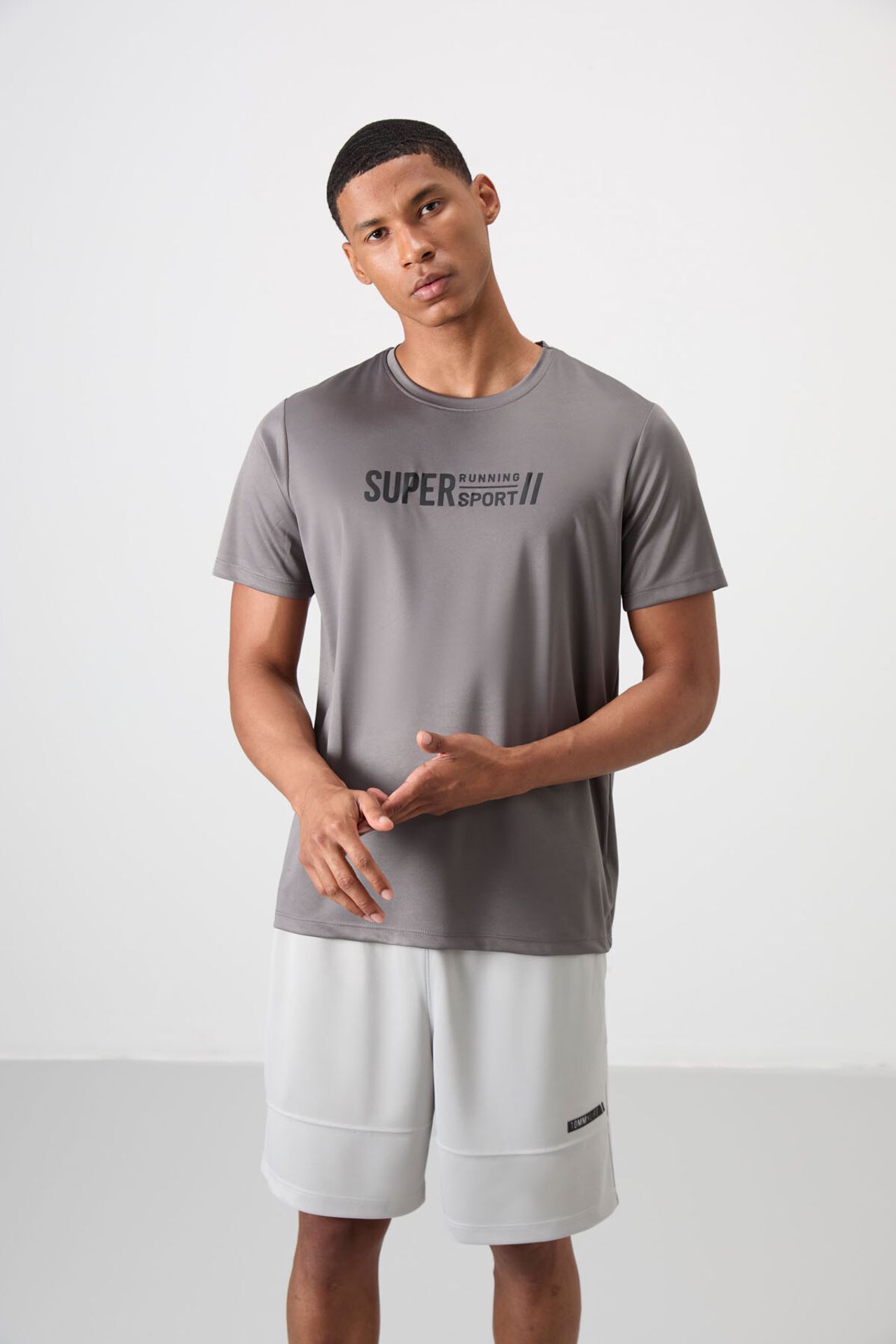 TOMMY Printed Crew Neck Short-Sleeve T-Shirt 4