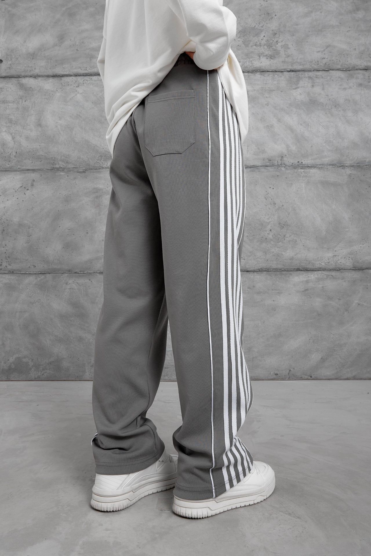NOMARC Bol Çizgili Geniş Paçalı Jogger 4