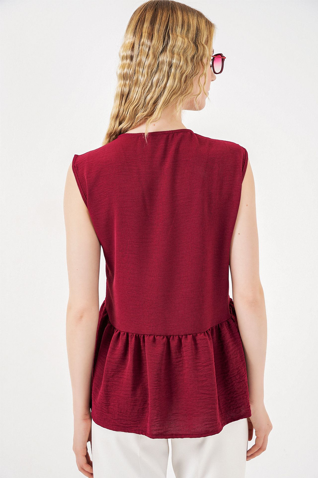 BDART V-Neck Buttoned Sleeveless Blouse 6