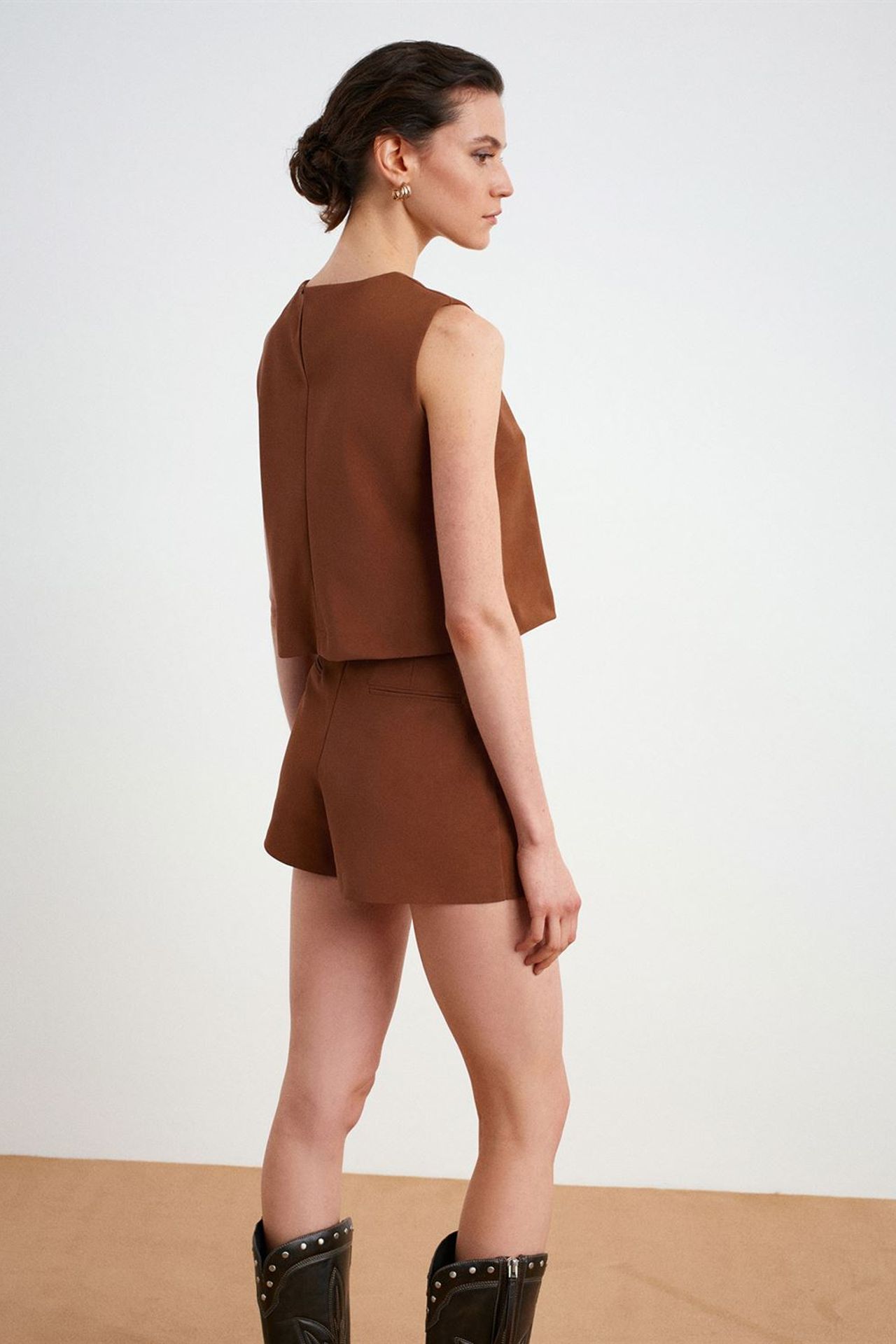 DILVIN Mid-Waist Faux Leather A-Line Mini Skirt 3