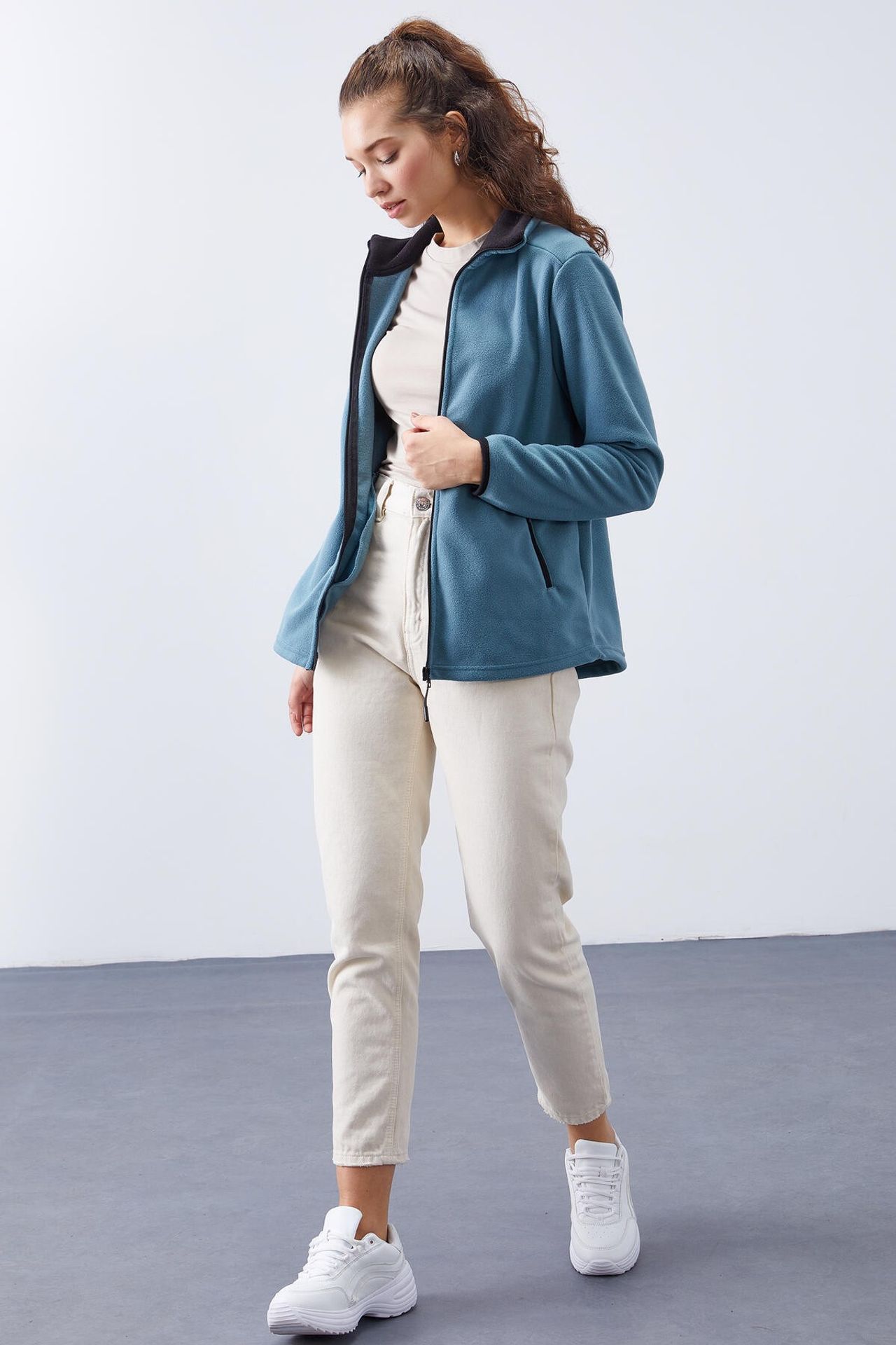 TOMMY Women's Plush Zip-Front Sweatshirt 4