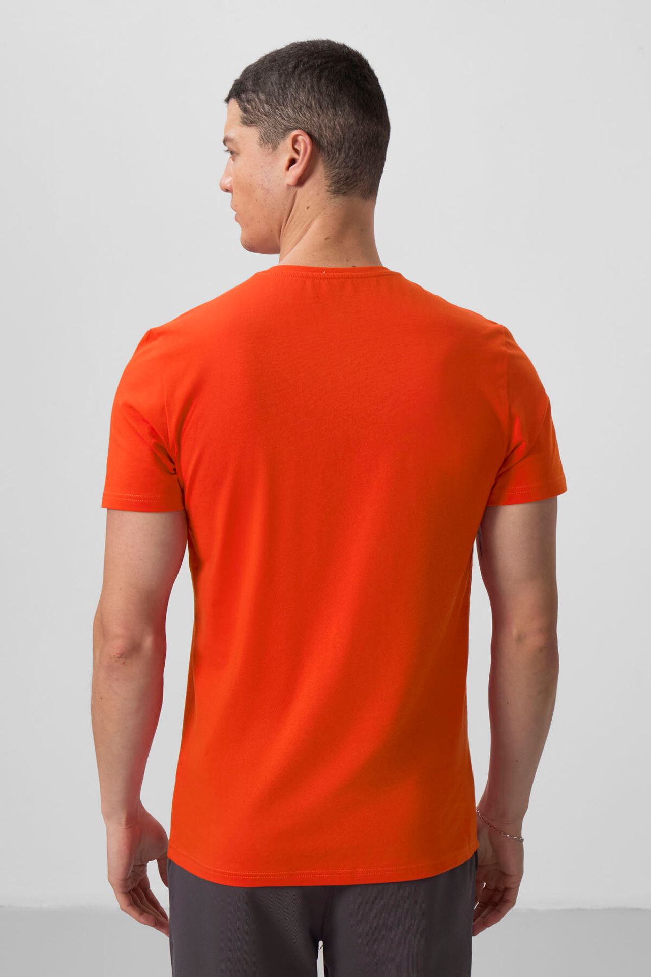 TOMMY Men's V-Neck Short Sleeve T-Shirt 6