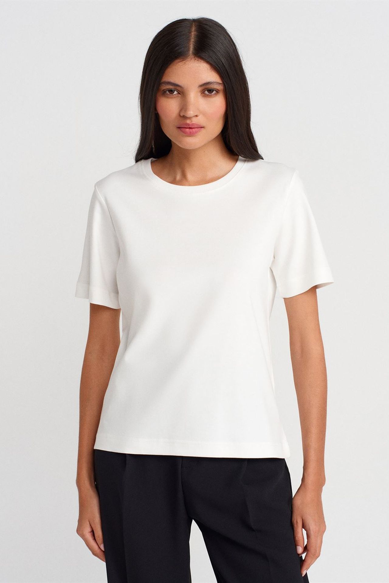 DILVIN Women's Cotton Crew Neck T-Shirt 1