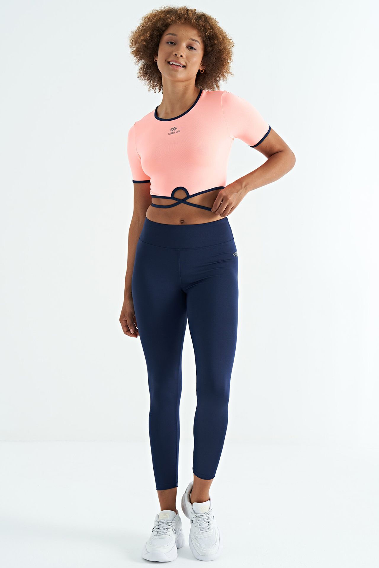 TOMMY Elastic Crop T-Shirt with Crew Neck 5