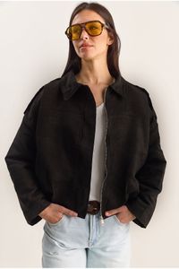 black-image-4