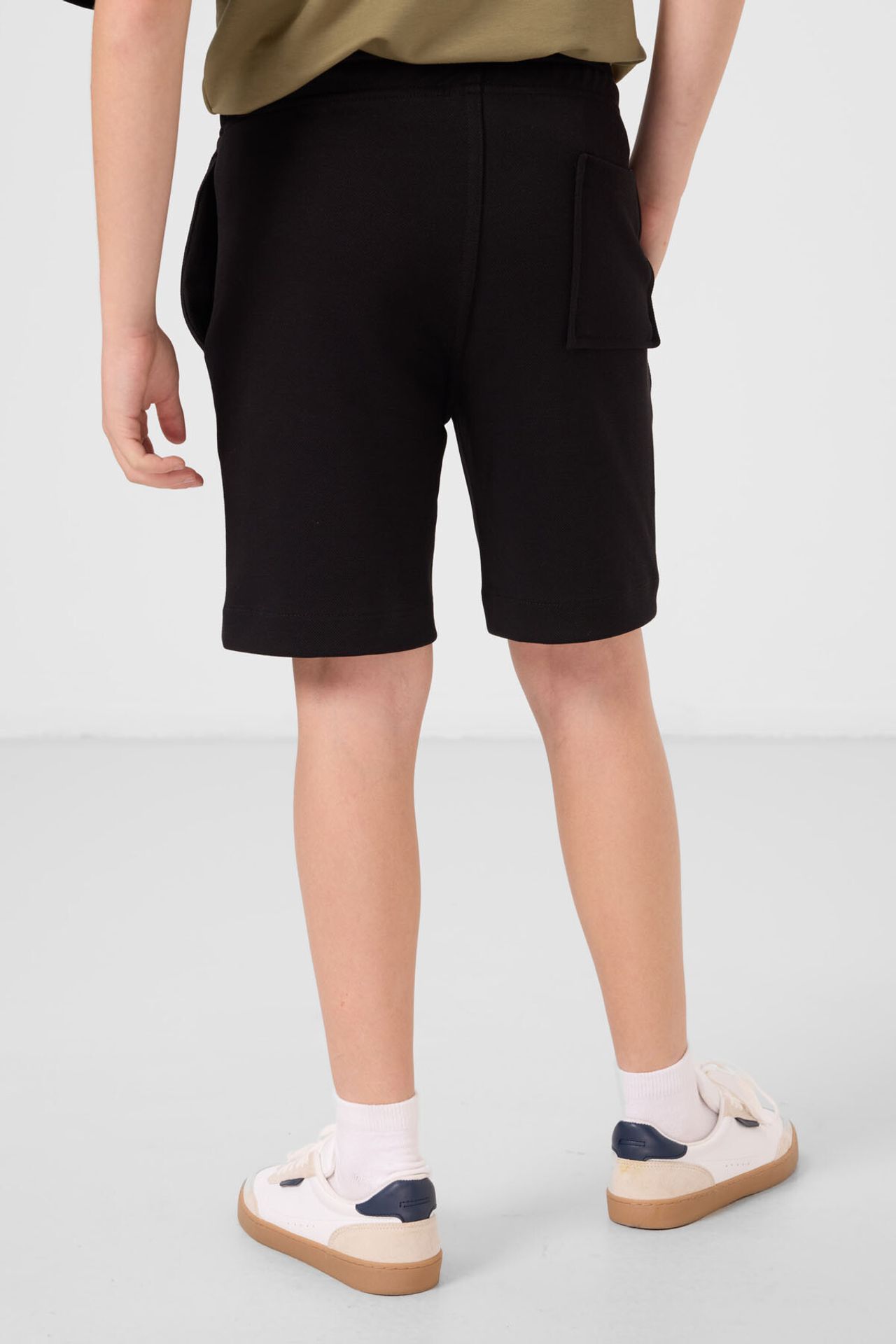 TOMMY Youth Regular Mid Waist Shorts 6