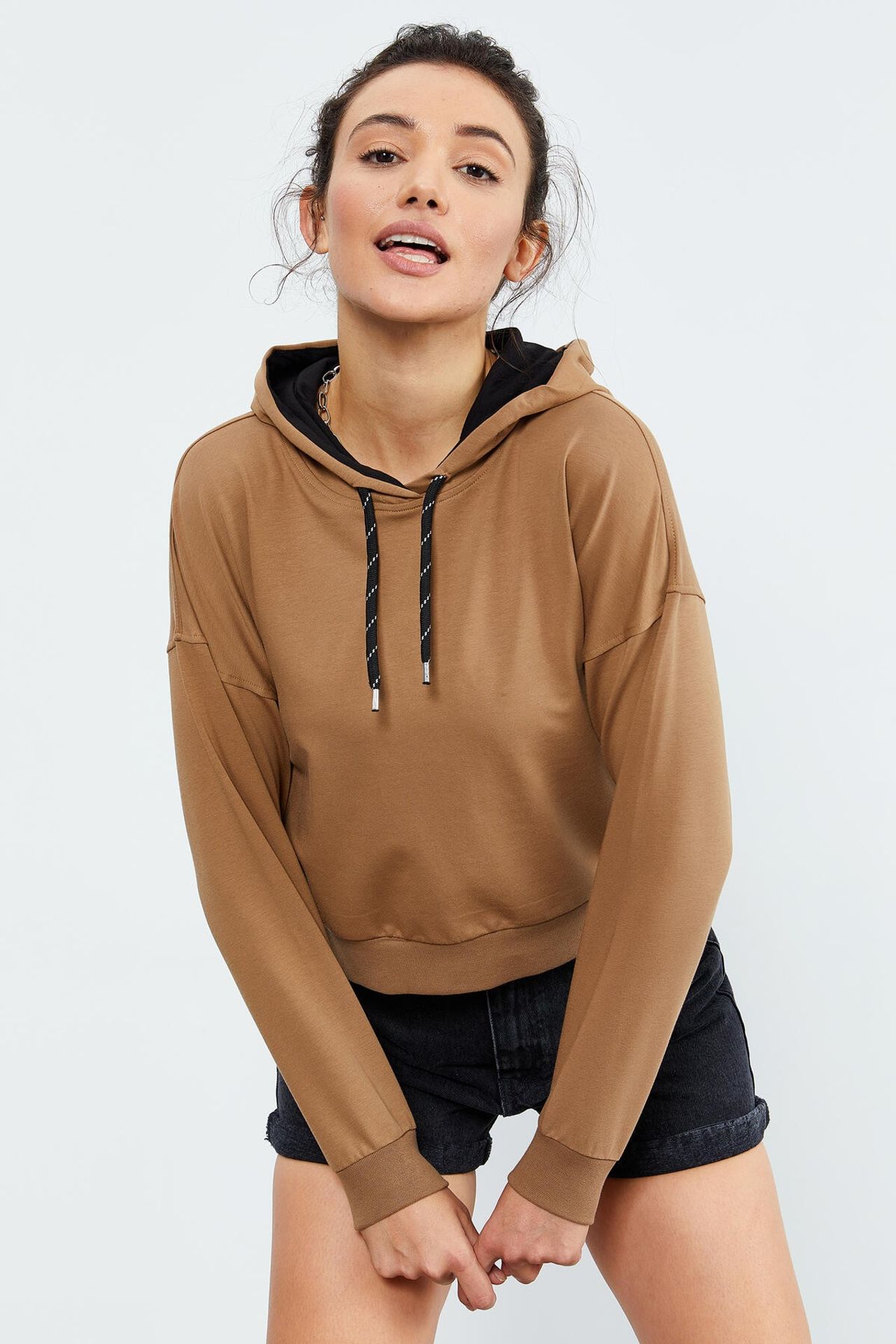 TOMMY Relaxed Hooded Sweatshirt With Tie Detail 1
