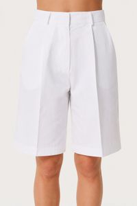 white-image-3