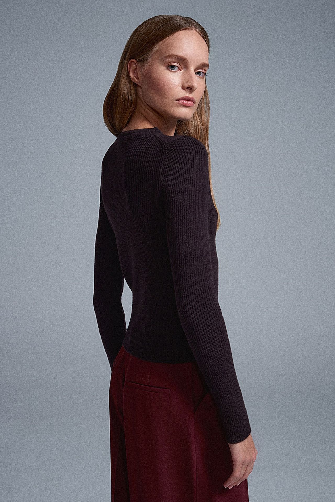 DILVIN Women's Acrylic Wool Blend Sweater 2