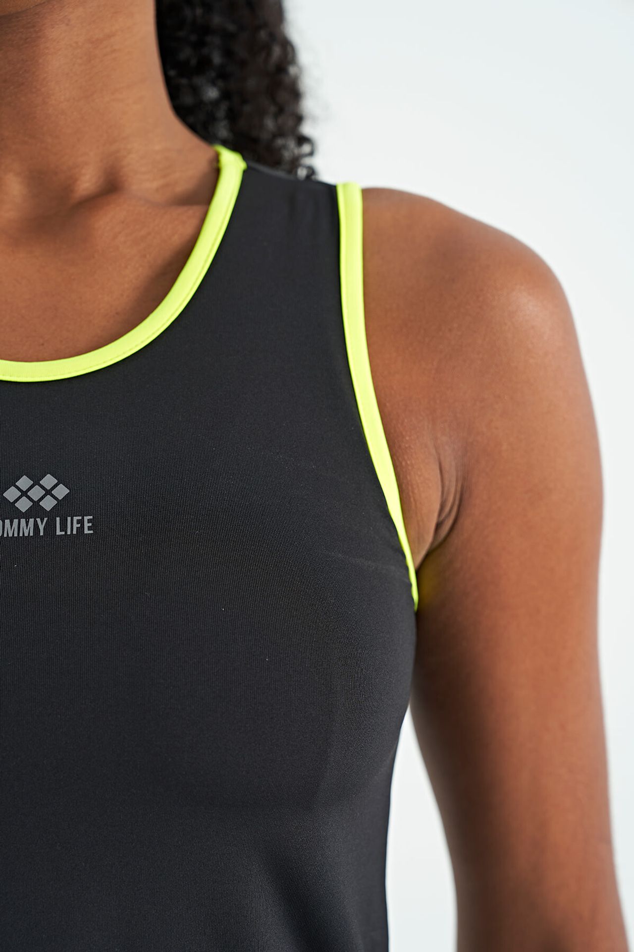 TOMMY Sleeveless Crew Neck Sports Top 6