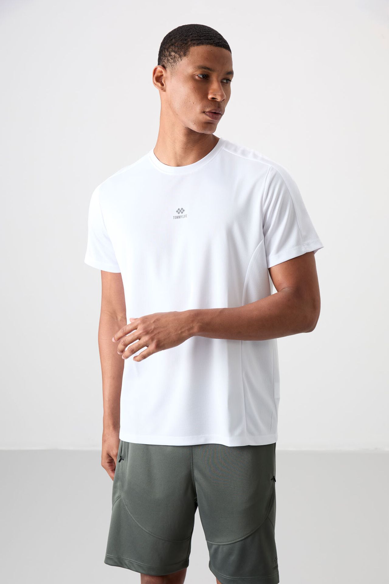 TOMMY Men's Solid Crew Neck Short Sleeve T-Shirt 4