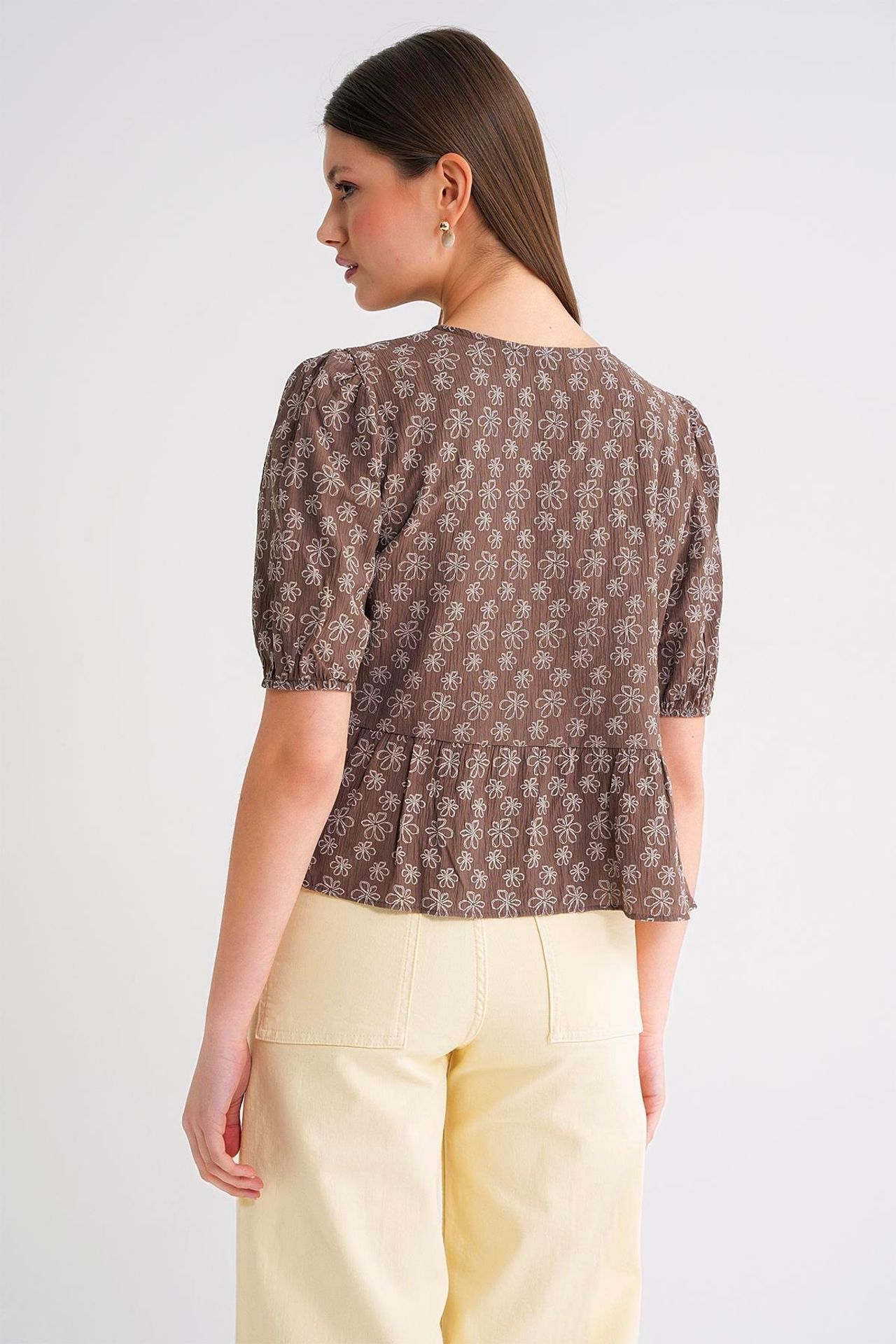 Mixray Frilly Crew Neck Blouse