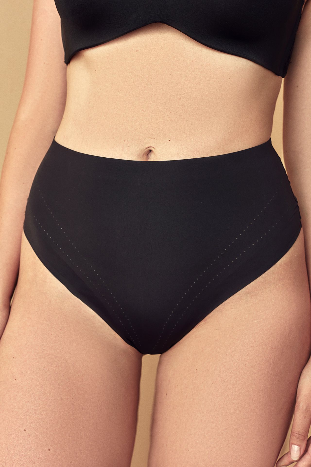 PENTI No-Show Light High Waist Thong Corset