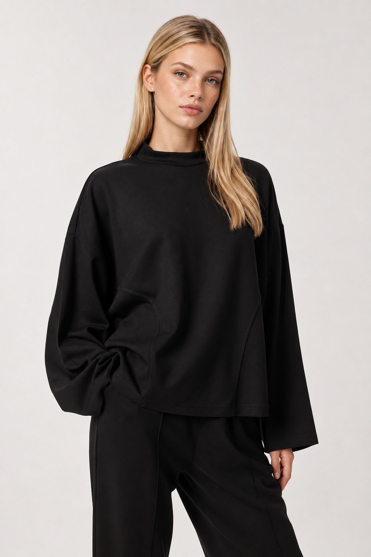 ISTANBUL Women's Two-Piece Coord Set 3