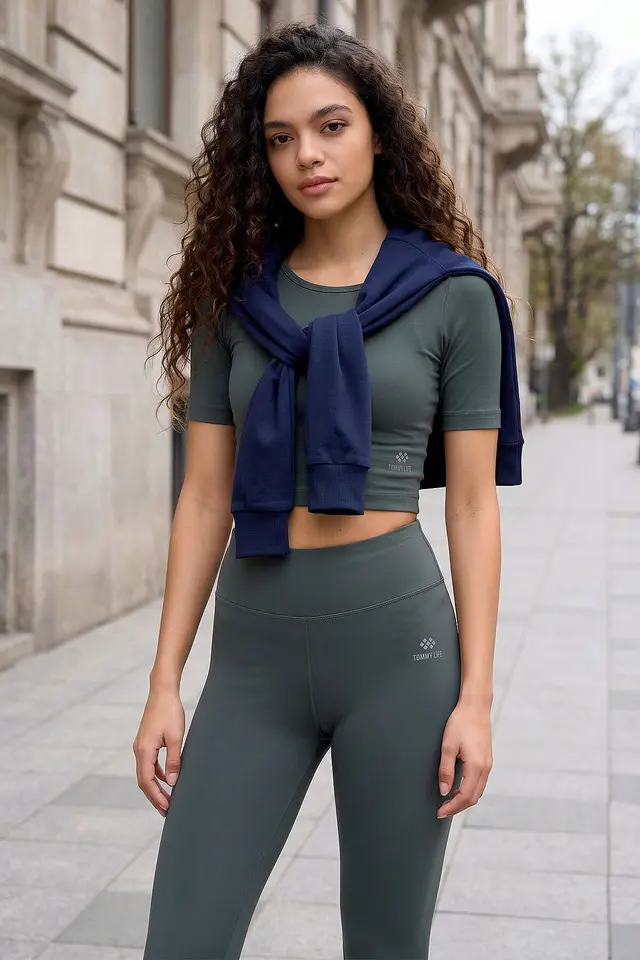TOMMY Cotton Elastane Capri T-Shirt and Leggings Set