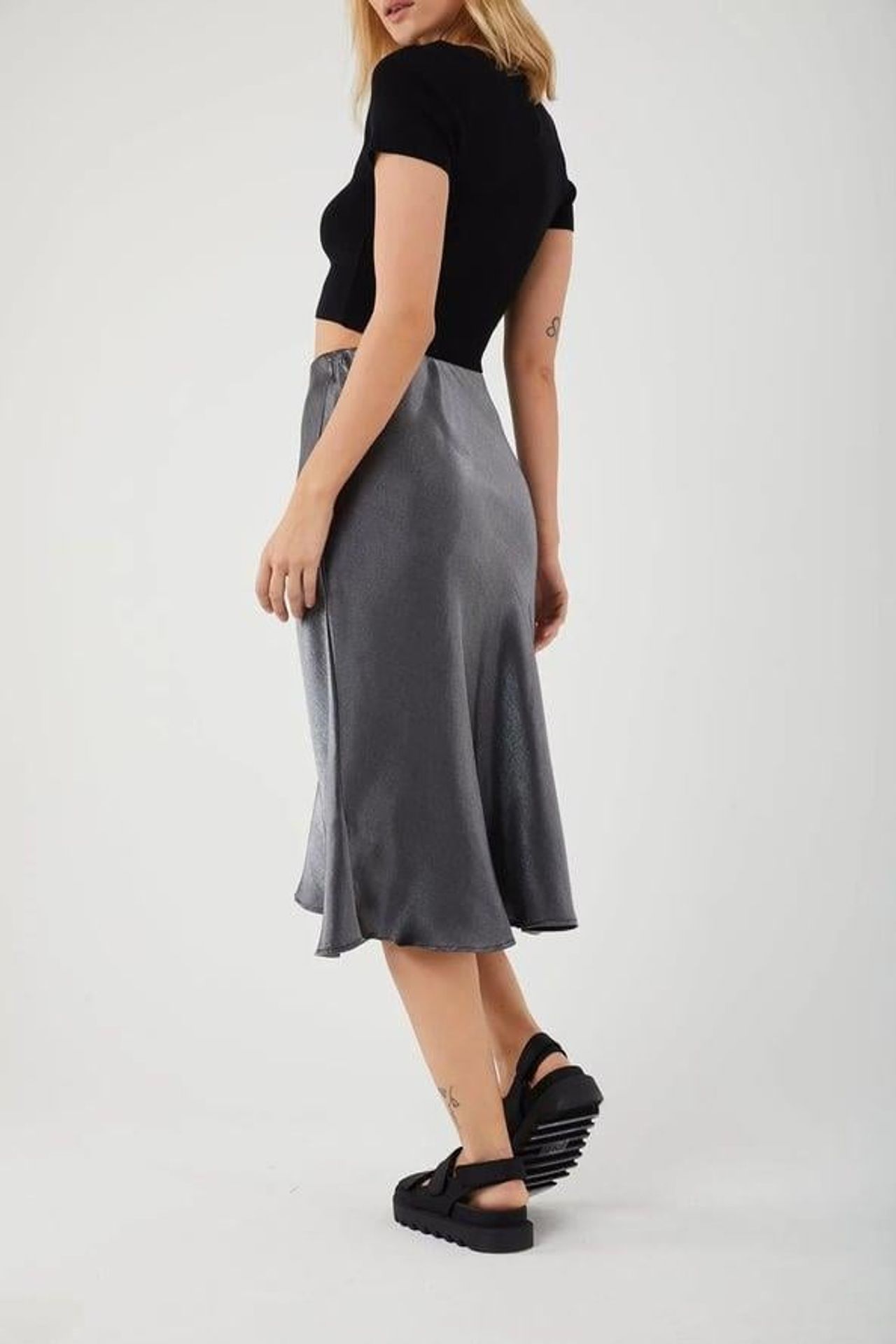Mixray Satin Midi Skirt with Elastic Waist 4
