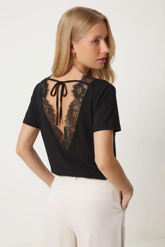 ISTANBUL Lace Tie Closure Blouse
