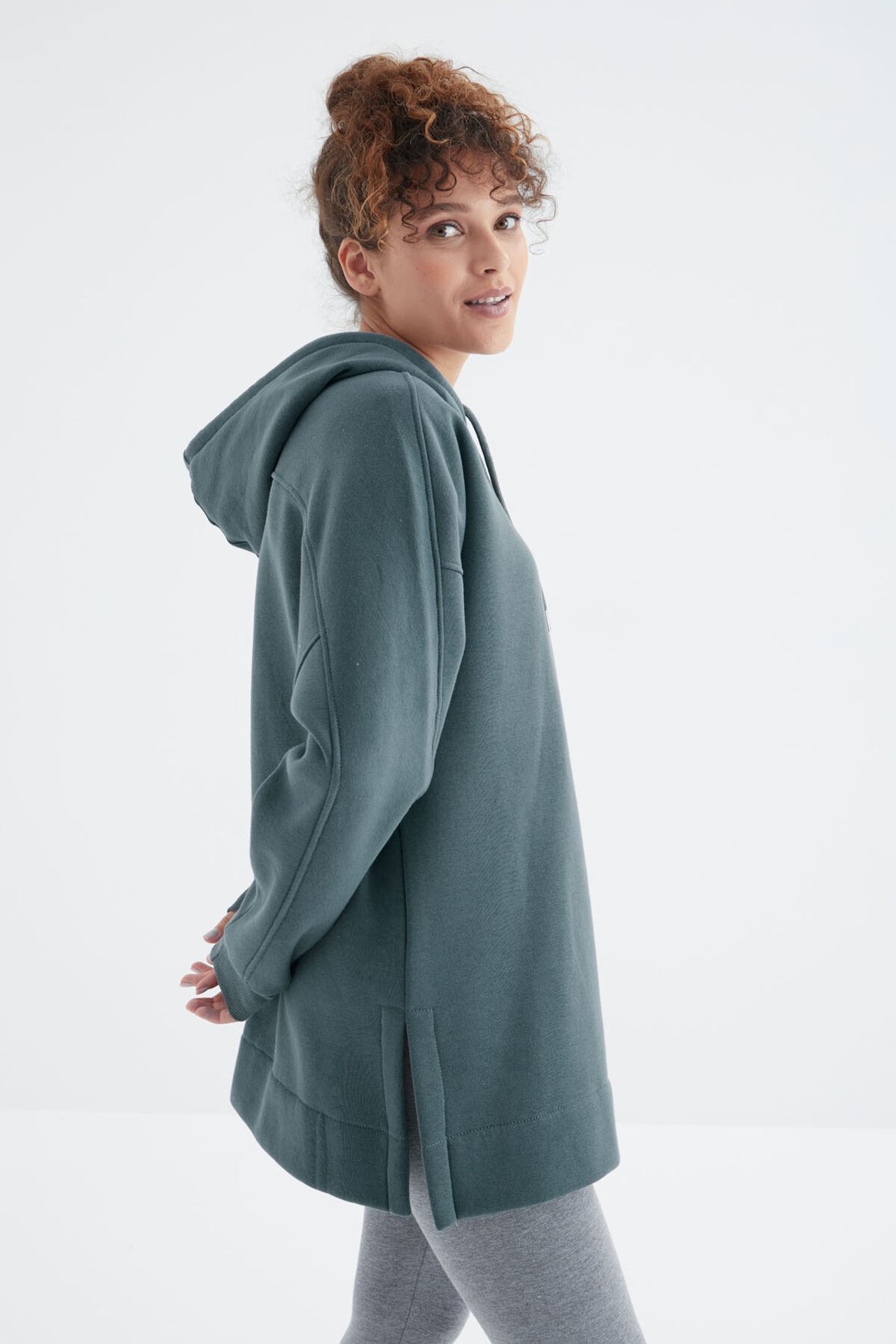 TOMMY Oversized Hooded Sweatshirt With Pocket 6