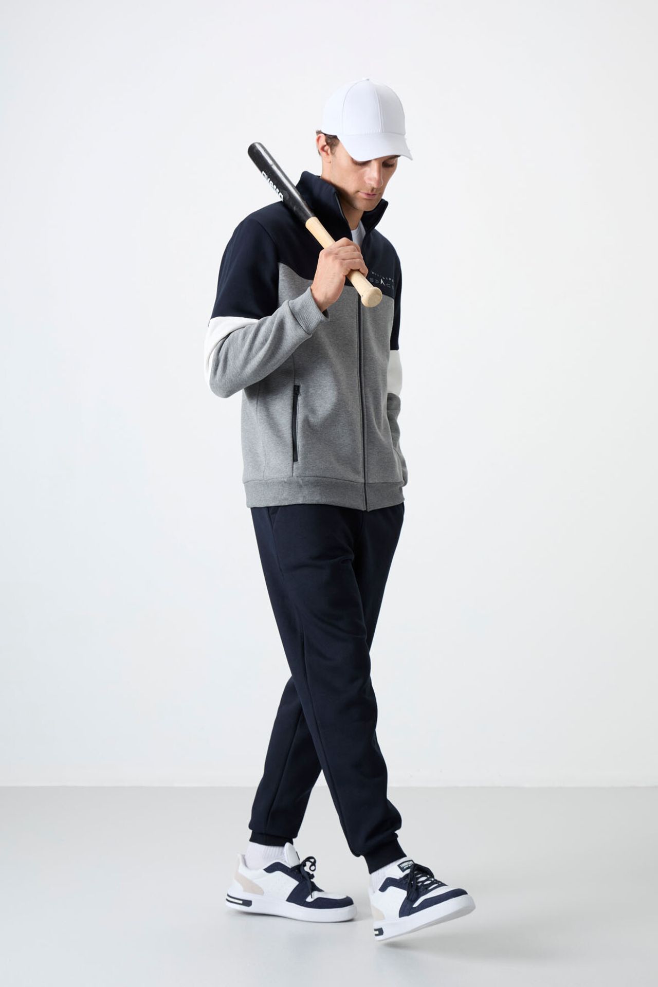 TOMMY Men's Color-Blocked Zip Sweatshirt And Pants Set 4