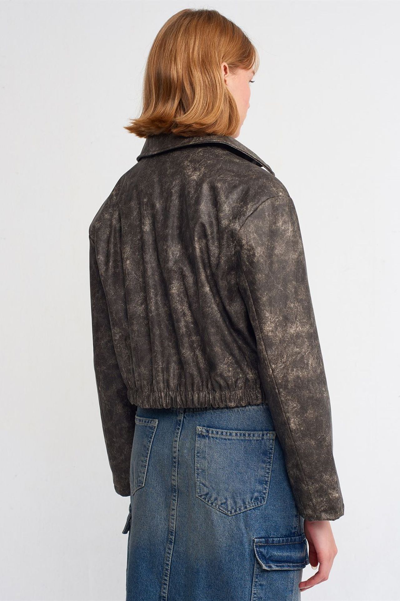 DILVIN Crop Faux Leather Bomber Jacket 2