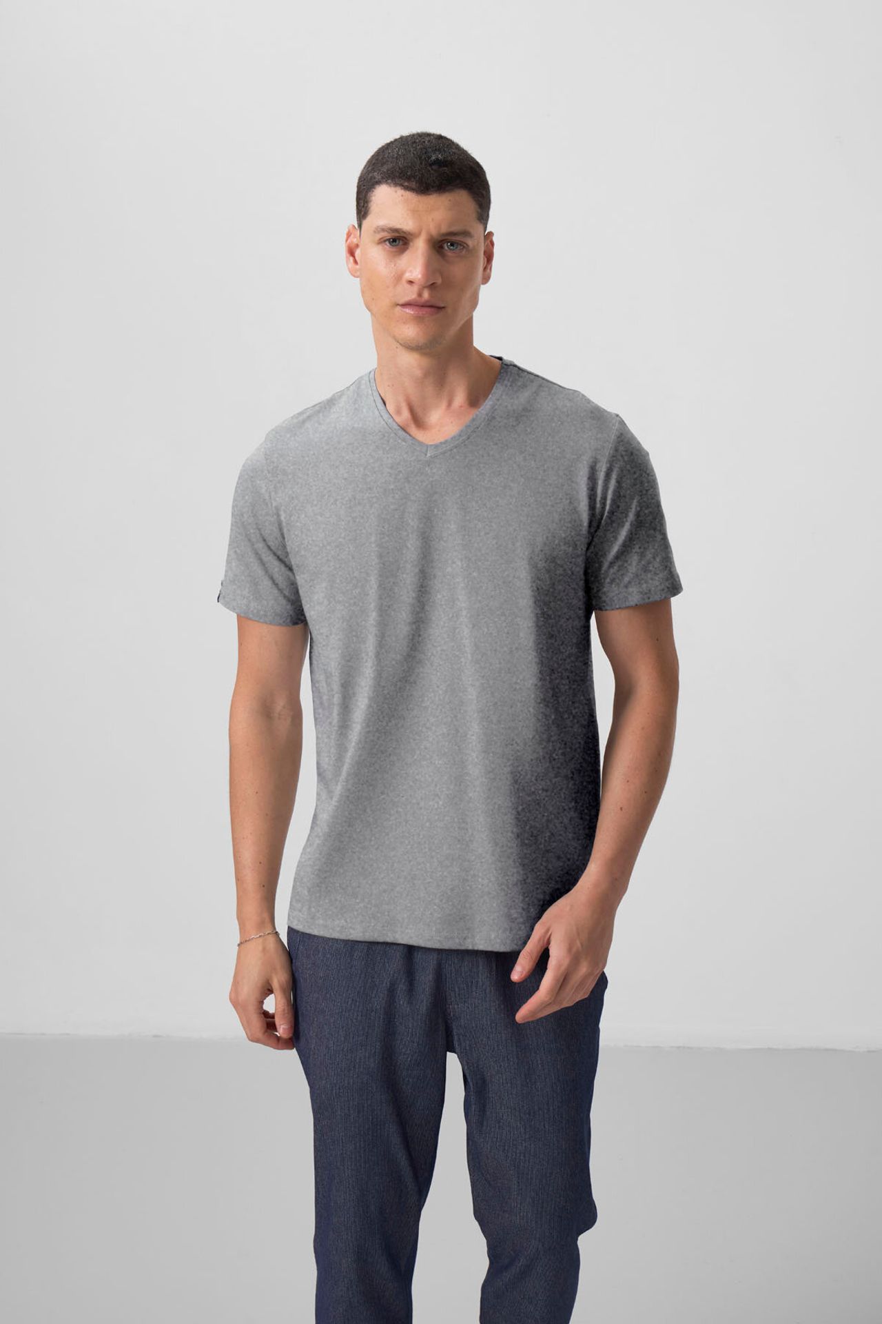 TOMMY Men's V-Neck Short Sleeve T-Shirt 2