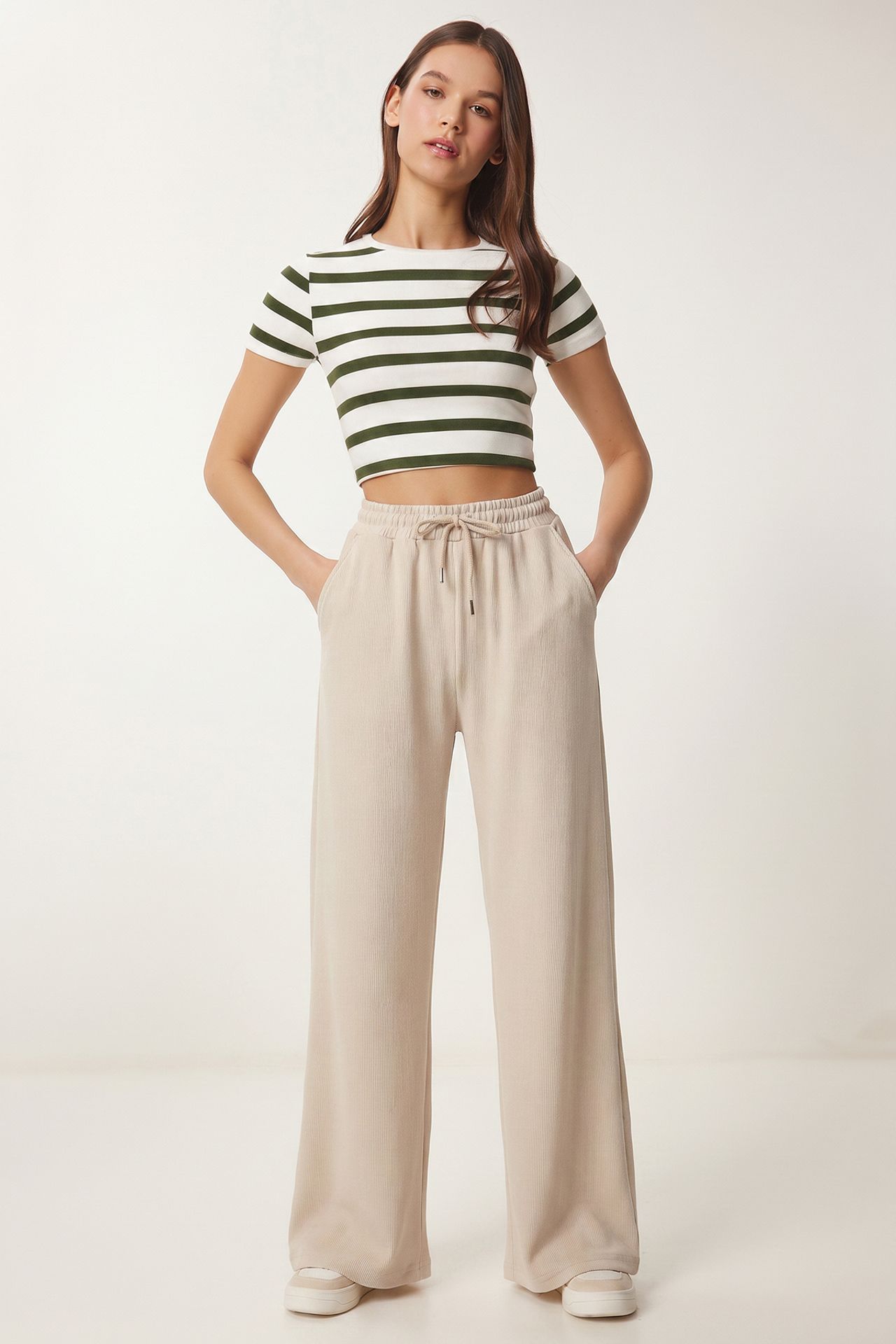 ISTANBUL Women's Wide-leg Modal Joggers 1