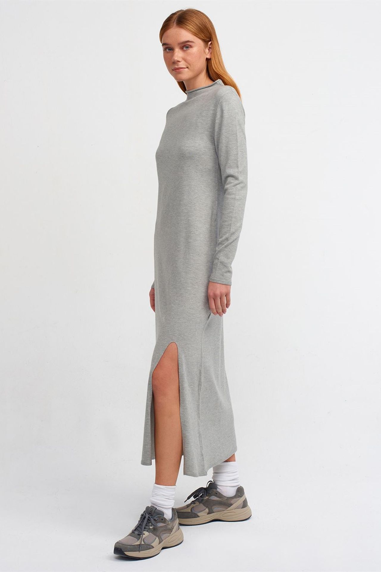 DILVIN Ribbed Turtleneck Midi Dress 1