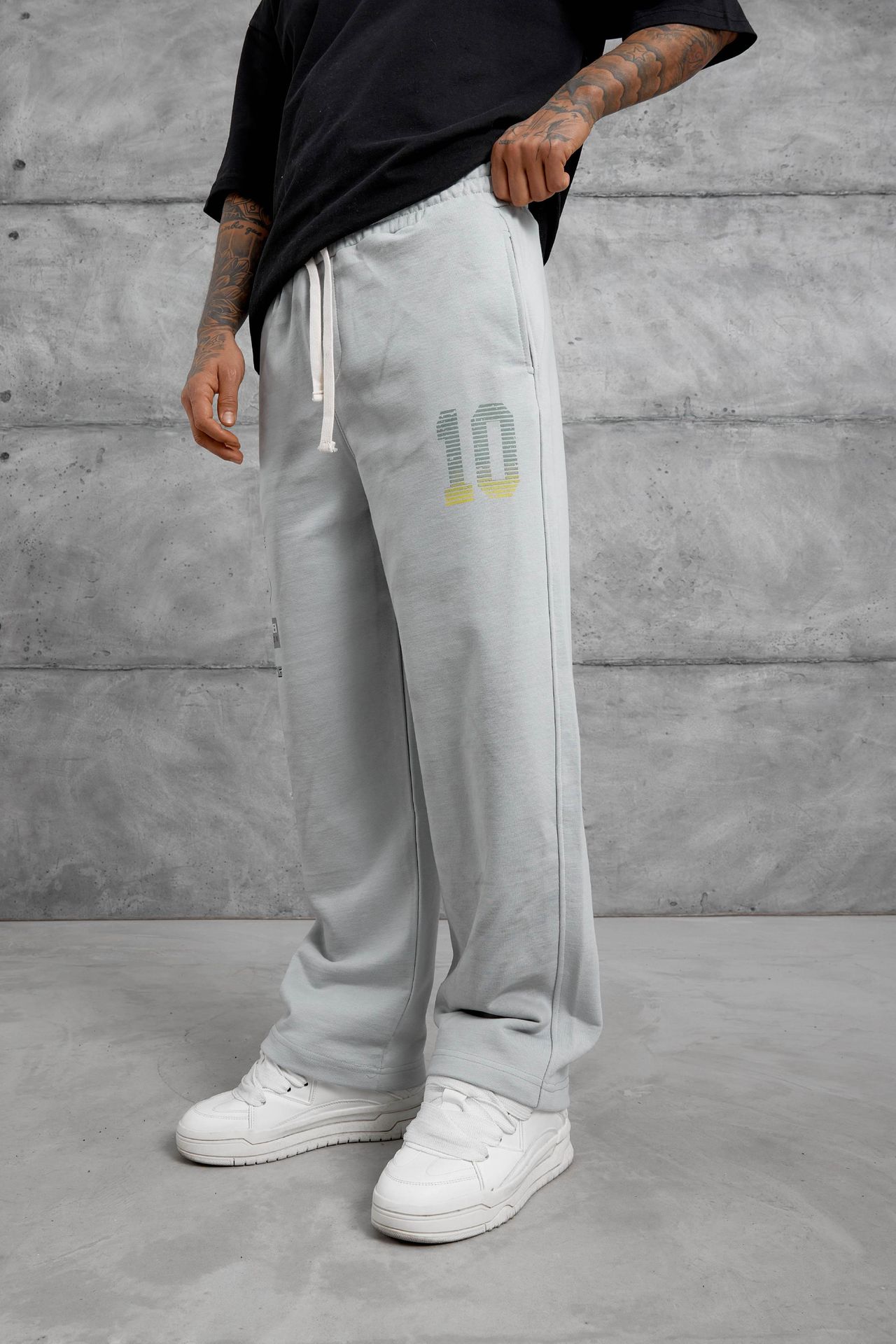NOMARC Geniş Paça Yazı Baskılı Jogger 1