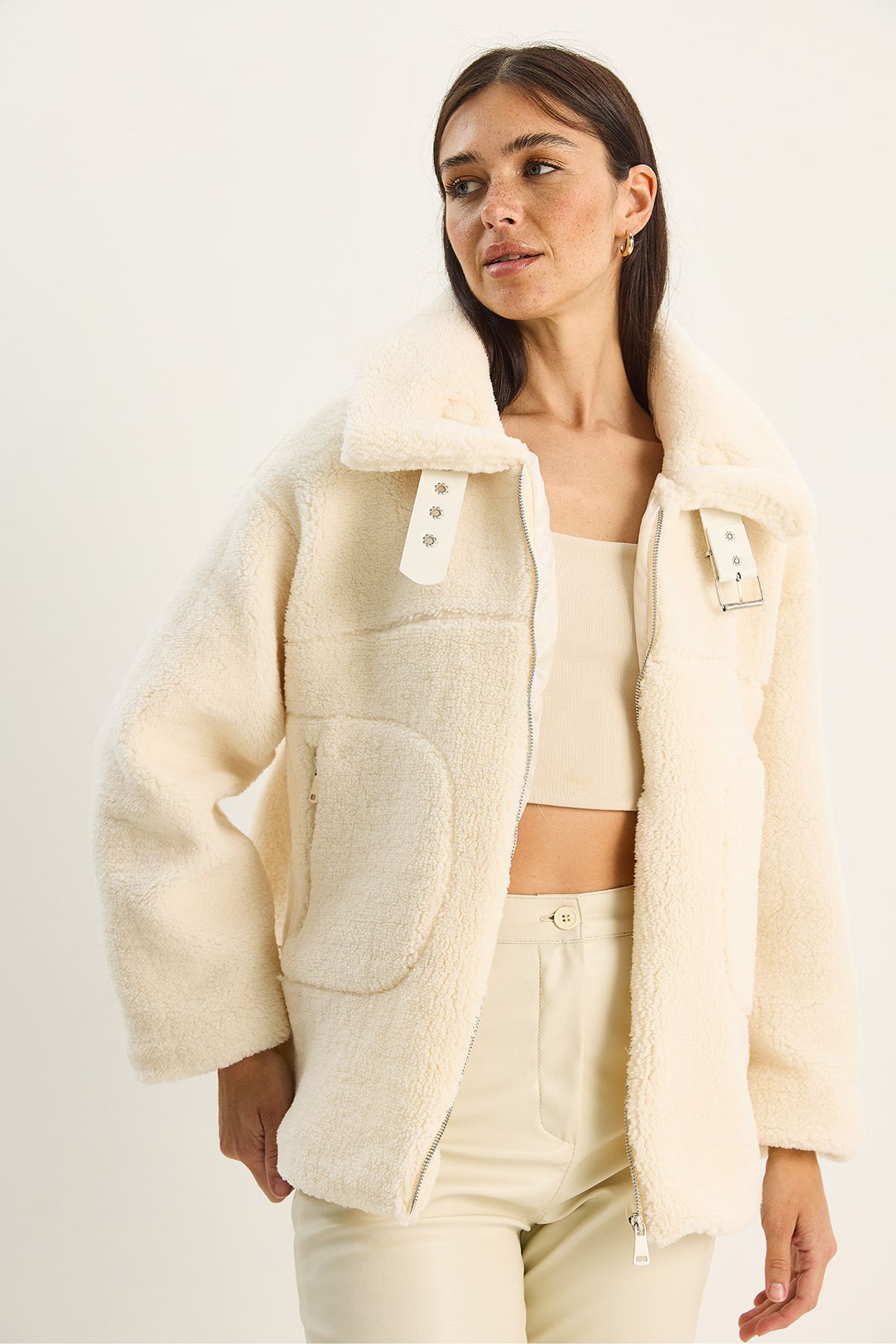 LUCCI Oversized Plush Knitted Puffer Jacket with Zipper Closure 2