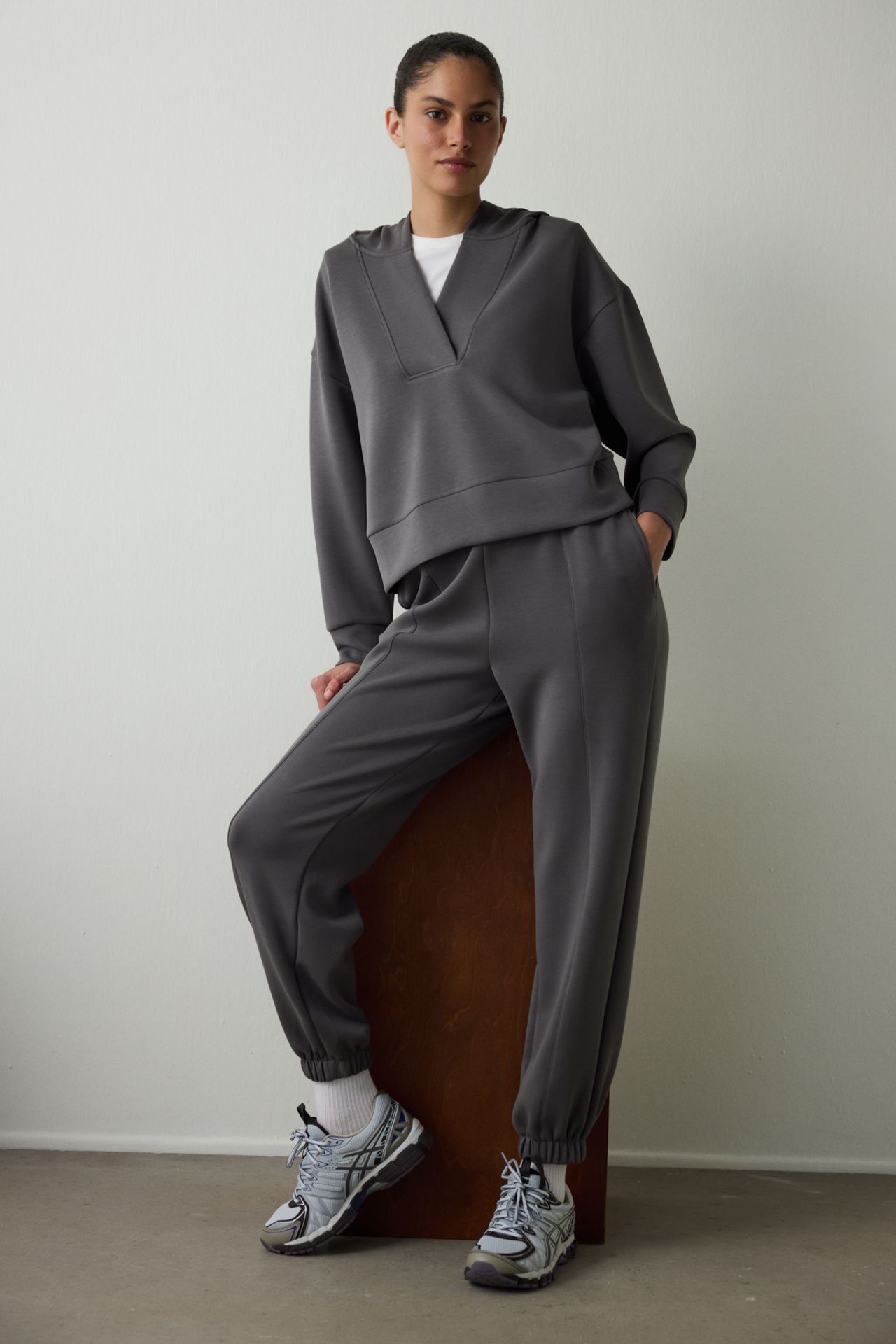 PENTI Hooded Modal Crop Sweatshirt 2