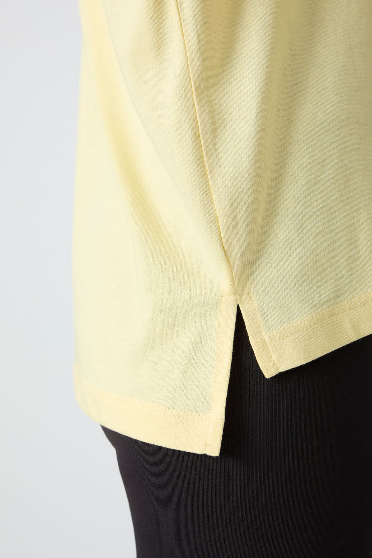 TOMMY Oversized Cotton-Modal Crew Neck T-Shirt 5