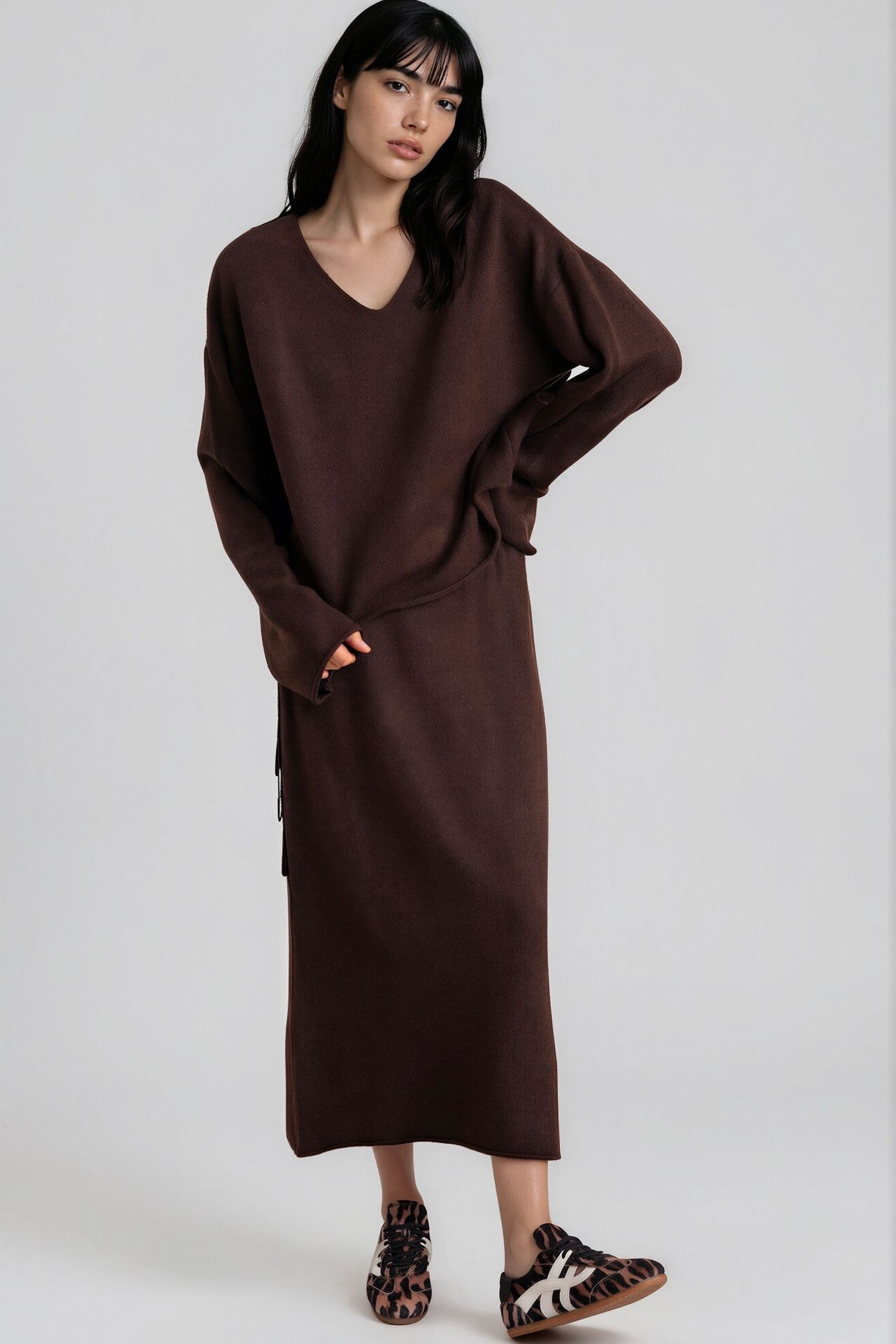 Mixray V-neck Knitwear Sweater & Skirt Co-ord Set 4