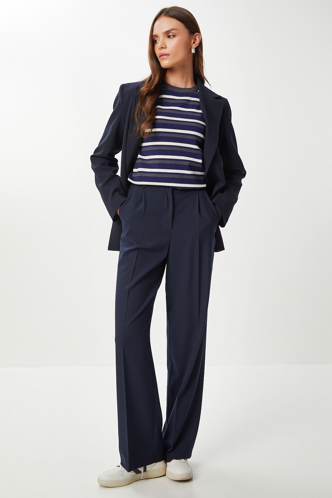 ISTANBUL Pleated Straight Leg Pants 3