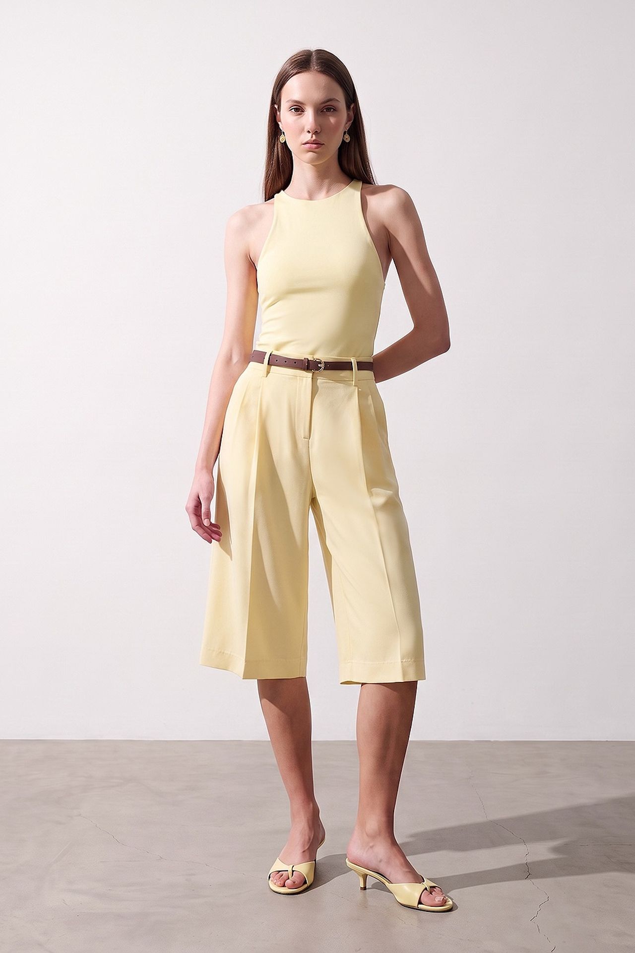 DILVIN High-waist Belted Wide-leg Tailored Shorts 5