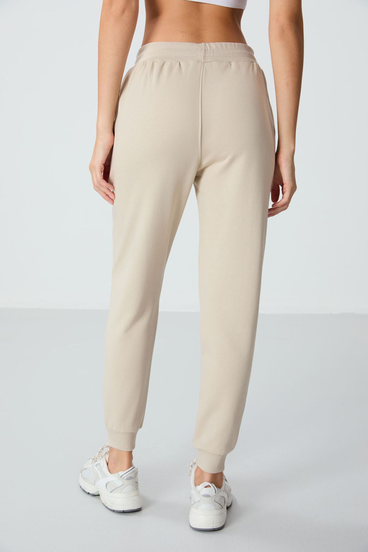 TOMMY Women's Cotton-blend Jogger Sweatpants 5