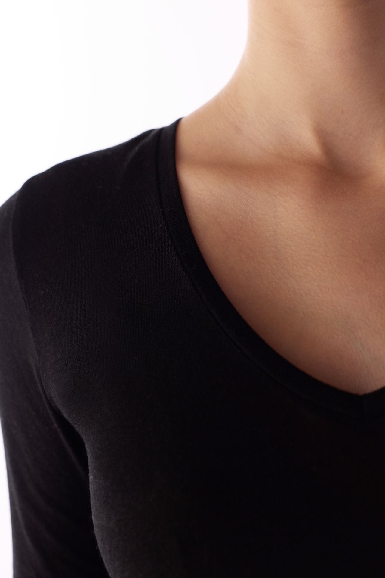 PENTI V Neck Blouse 5
