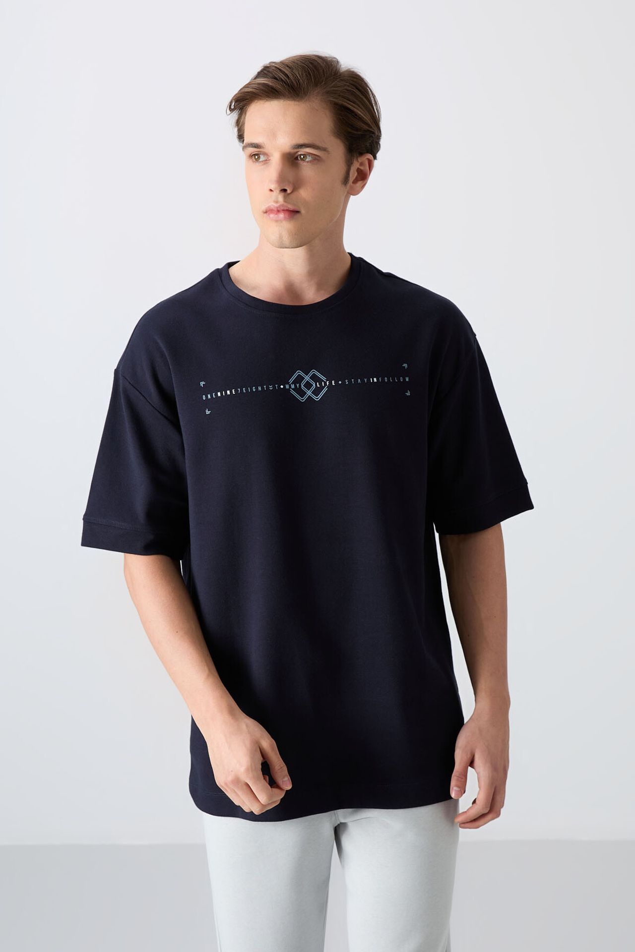 TOMMY Oversized Printed Crew Neck T-Shirt 1