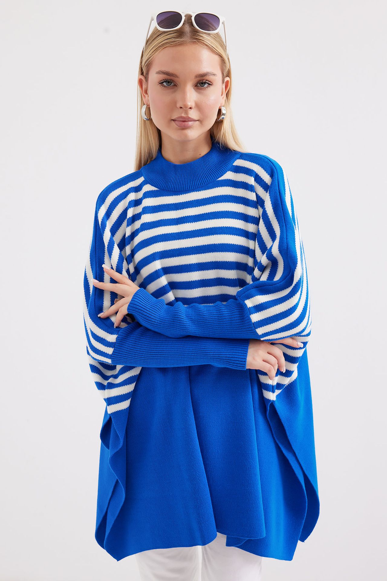 BDART Oversized Acrylic Crew Neck Jumper 1