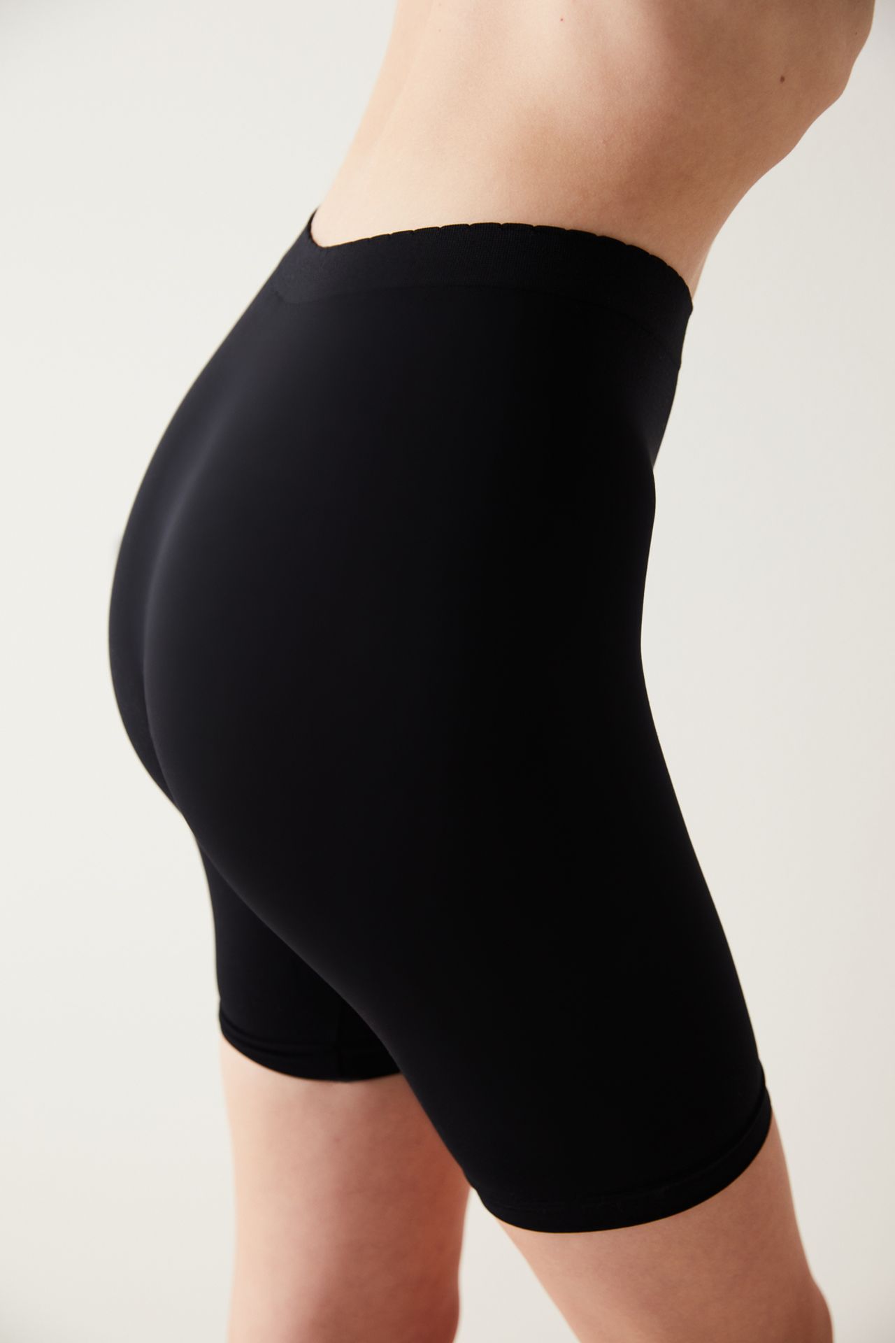 PENTI Nu Basic Short Legging 3