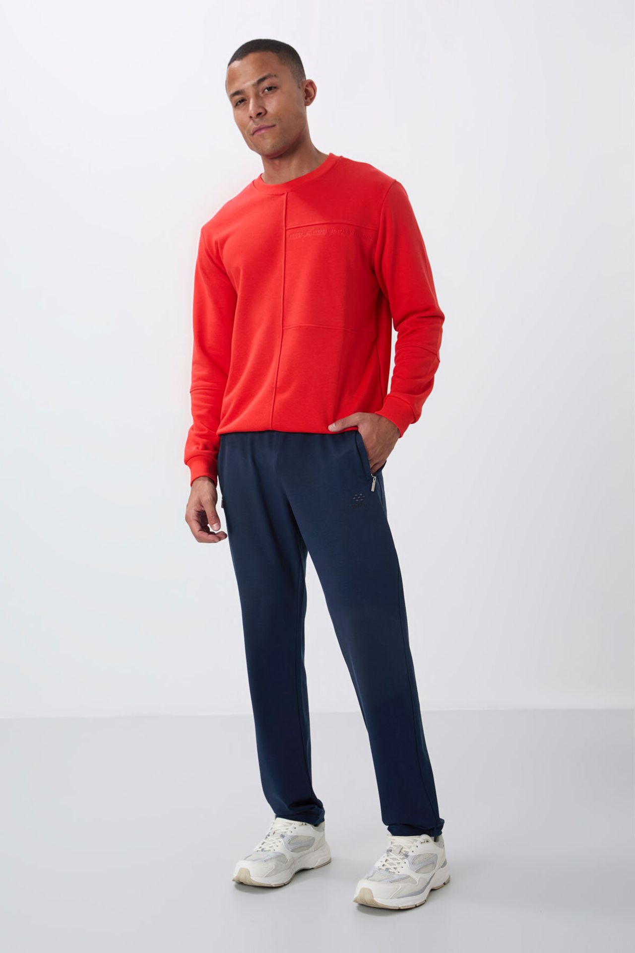 TOMMY Men's Slim-fit Straight-leg Sweatpants 2