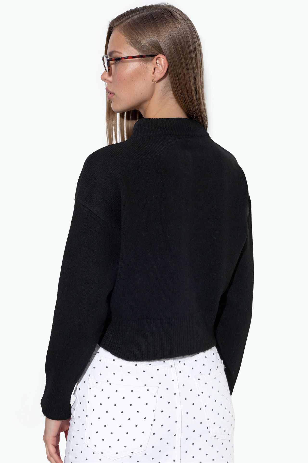 VIORNA Crop Ribbed Cardigan With Buttons 2