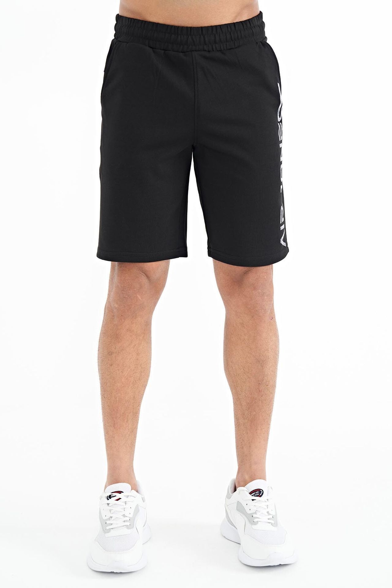 TOMMY Men's Printed Fleece Sweat Shorts 2