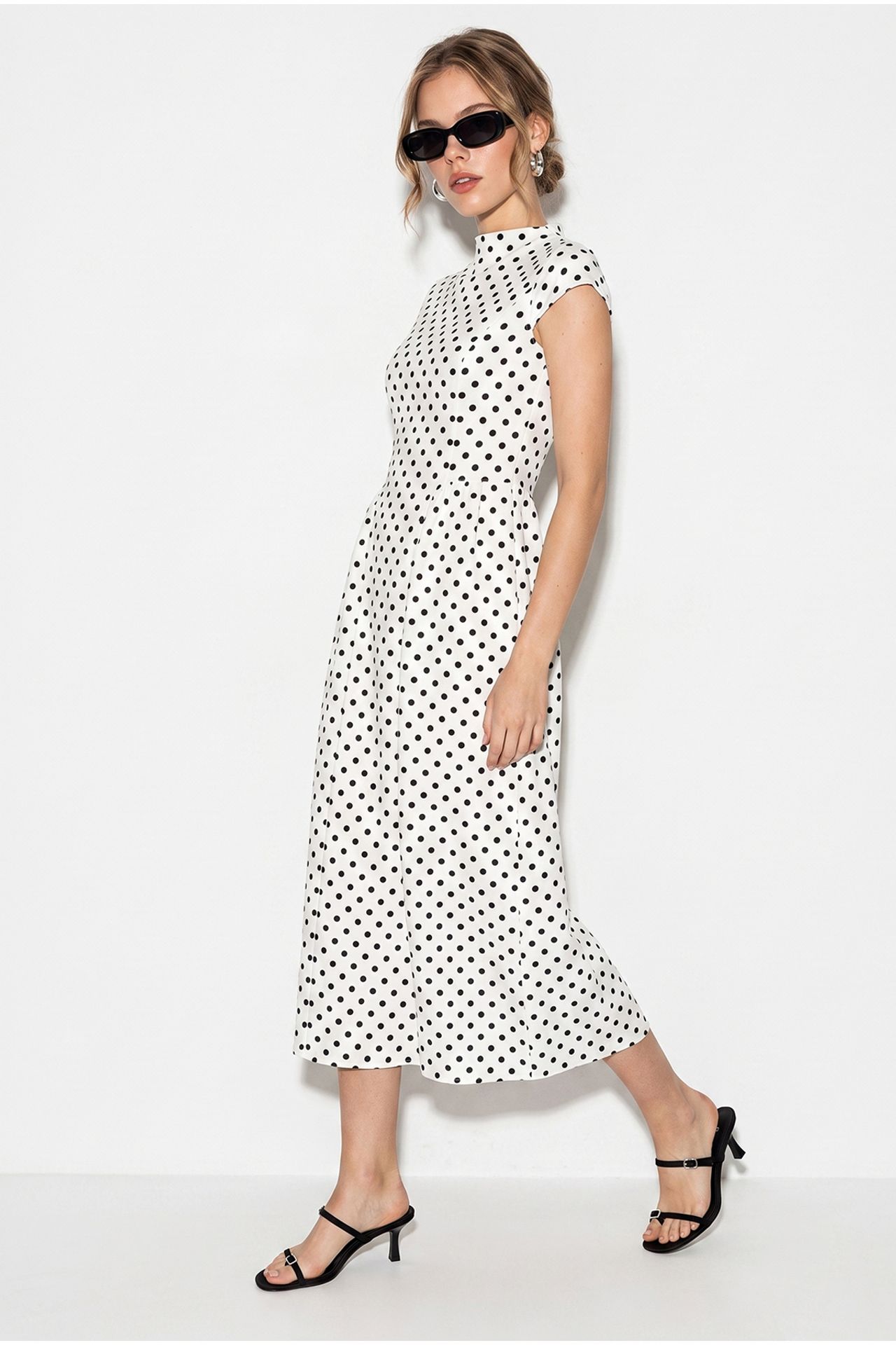 LUCCI Midi Dress 2