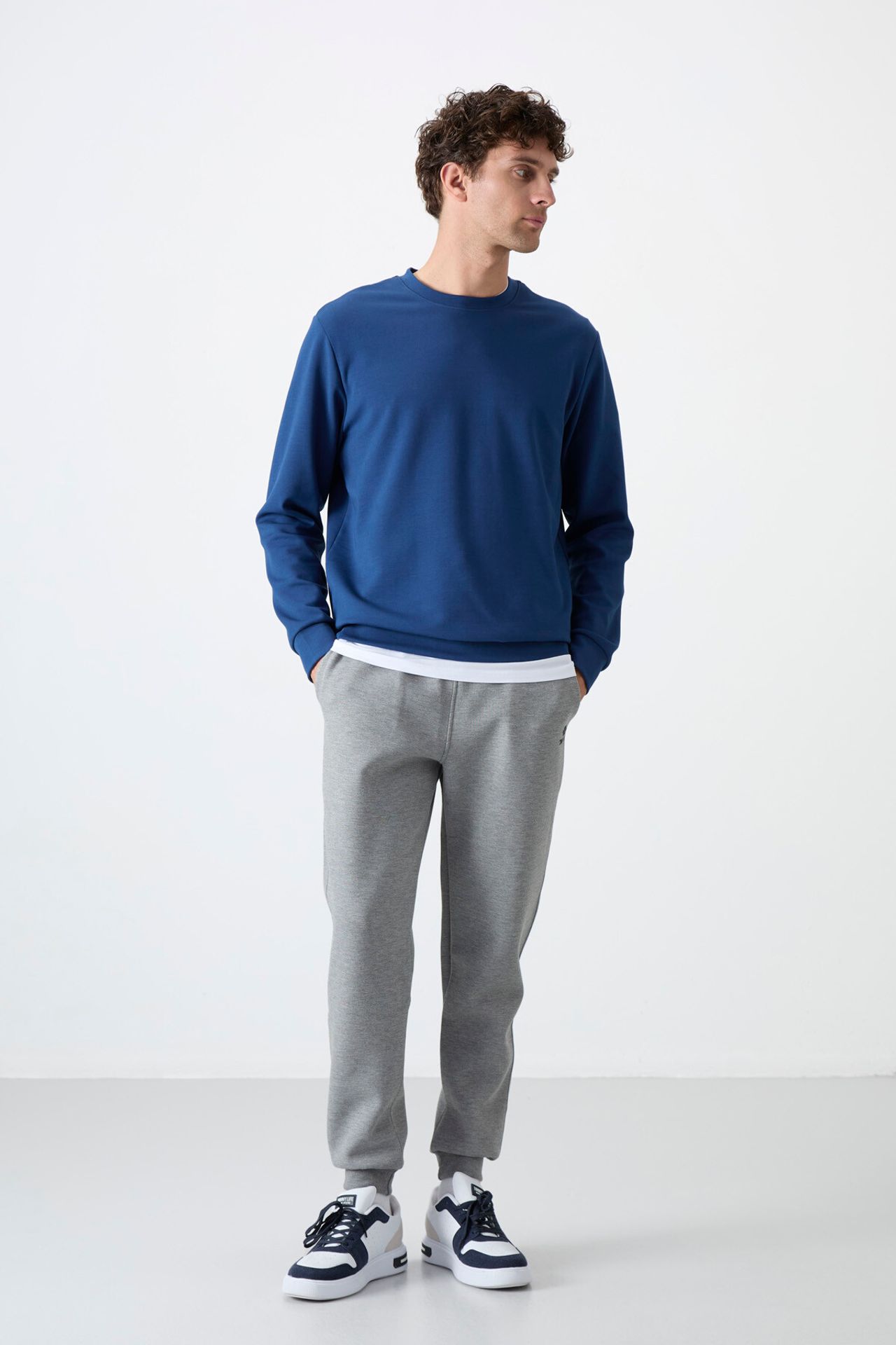 TOMMY Men's Slim Jogger Sweatpants 2