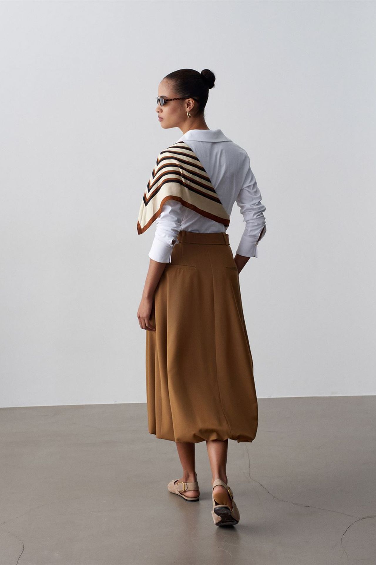 DILVIN High-waist Belted Midi Balloon Skirt 2